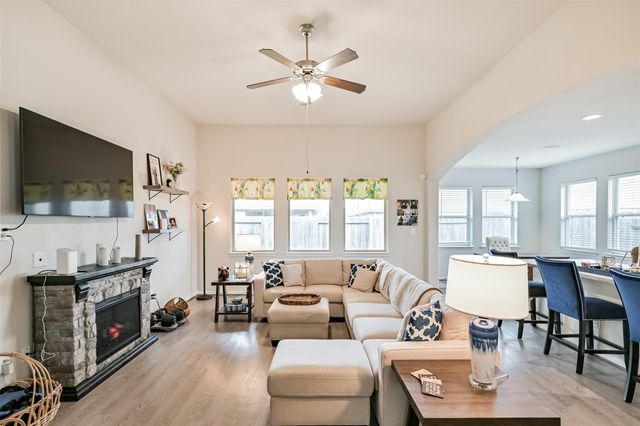 13710 Alaskan Brown Bear Trail, Crosby, TX 77532