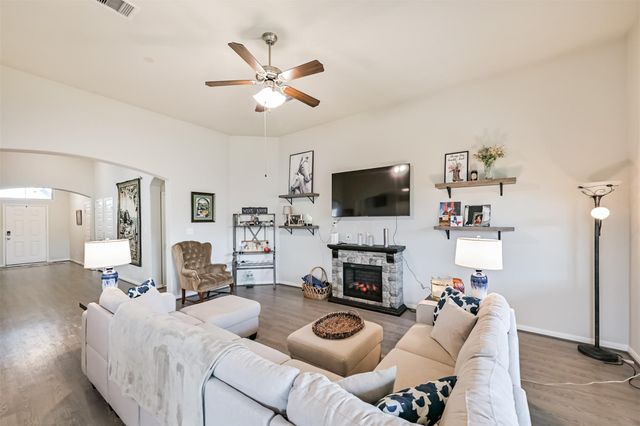 13710 Alaskan Brown Bear Trail, Crosby, TX 77532