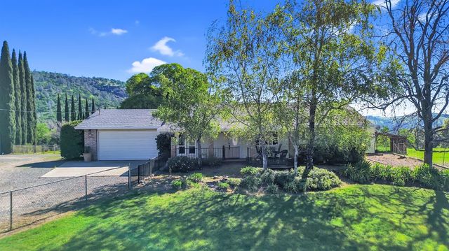 7056 Madrone Ln, Browns Valley, CA 95918
