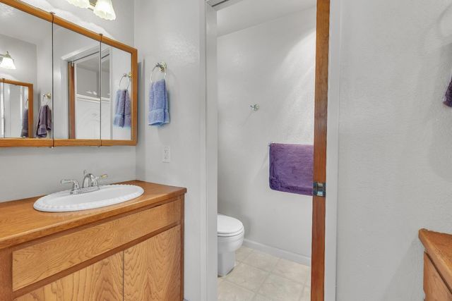 7056 Madrone Ln, Browns Valley, CA 95918