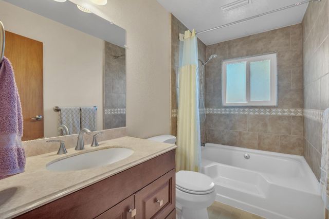 7056 Madrone Ln, Browns Valley, CA 95918