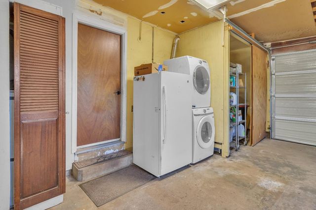 7056 Madrone Ln, Browns Valley, CA 95918