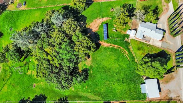 7056 Madrone Ln, Browns Valley, CA 95918
