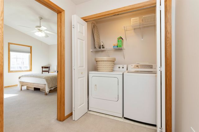 500 N Valley Drive 403, Des Moines, IA 50312