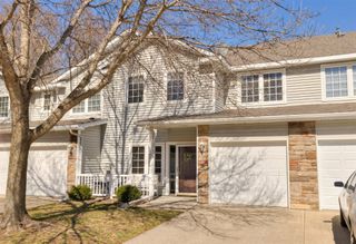 500 N Valley Drive 403, Des Moines, IA 50312