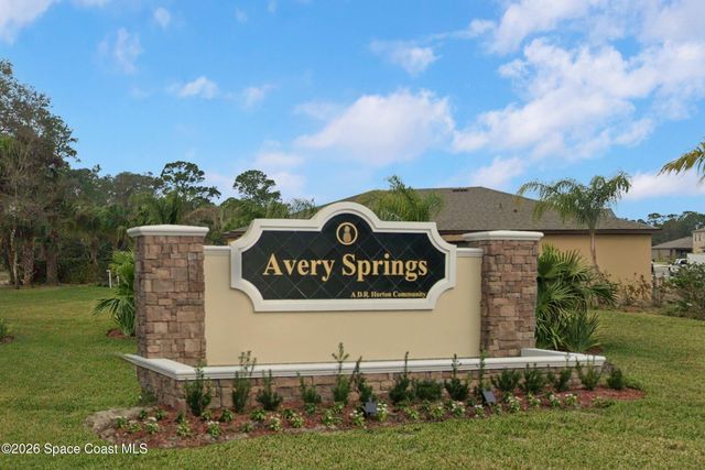 1357 Mineral Loop Drive NW, Palm Bay, FL 32907