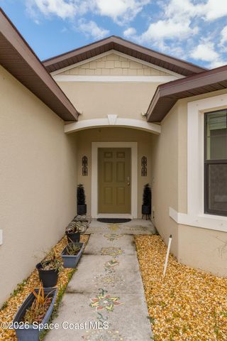1357 Mineral Loop Drive NW, Palm Bay, FL 32907