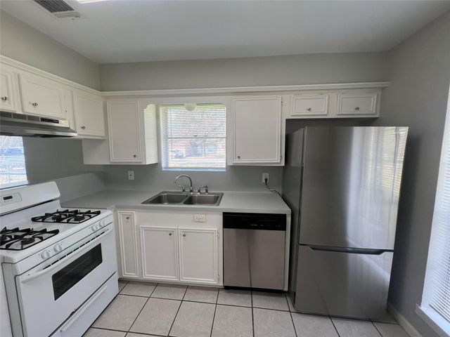 2402 Fawnwood Lane, Spring, TX 77386