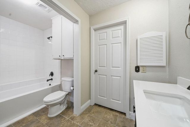 3226 Springhill Drive, Missouri City, TX 77459