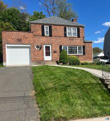 110 Ballard Drive, West Hartford, CT 06119