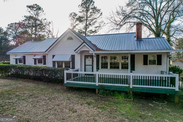 231 Mountain View Road, Trion, GA 30753