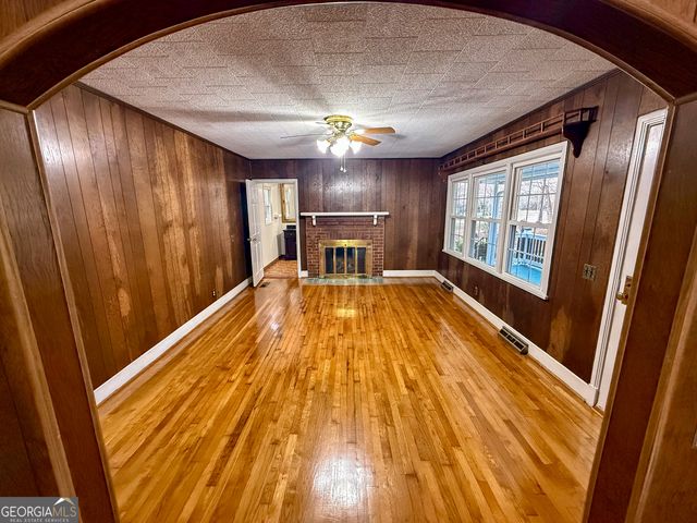 231 Mountain View Road, Trion, GA 30753