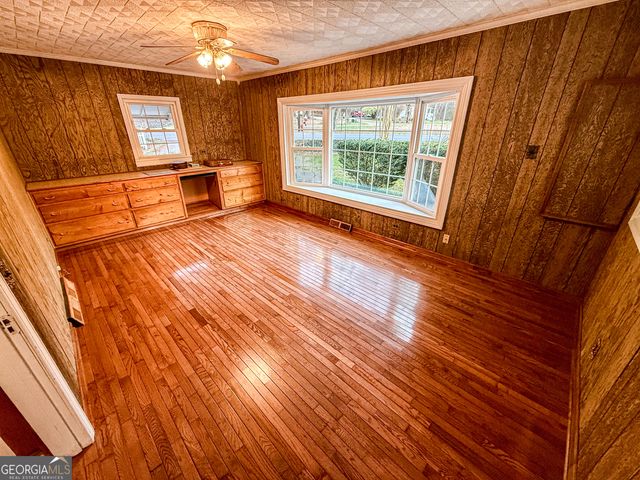 231 Mountain View Road, Trion, GA 30753