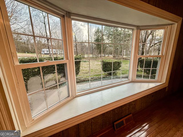 231 Mountain View Road, Trion, GA 30753