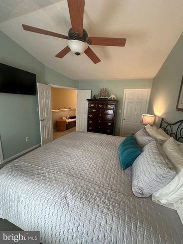 226 CAYMAN CT, Wilmington, DE 19808