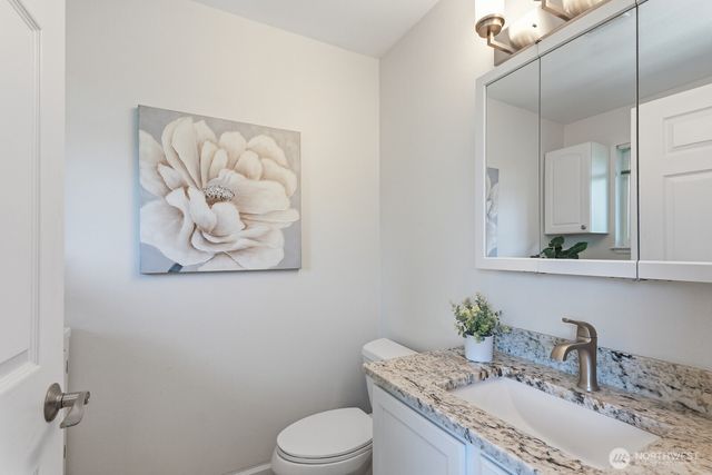 8128 NE 161st Place, Kenmore, WA 98028