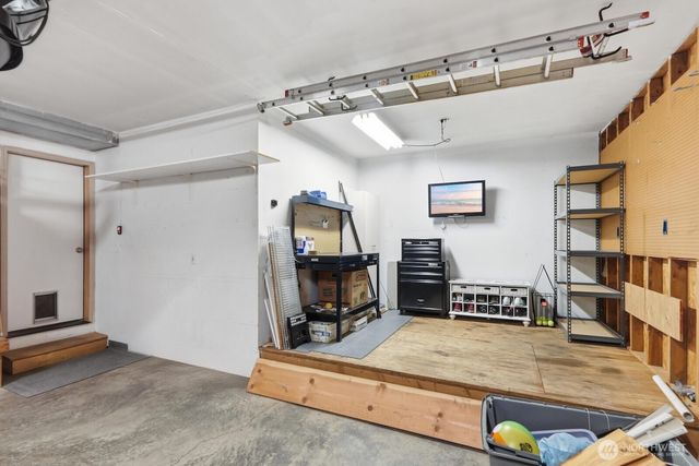 8128 NE 161st Place, Kenmore, WA 98028