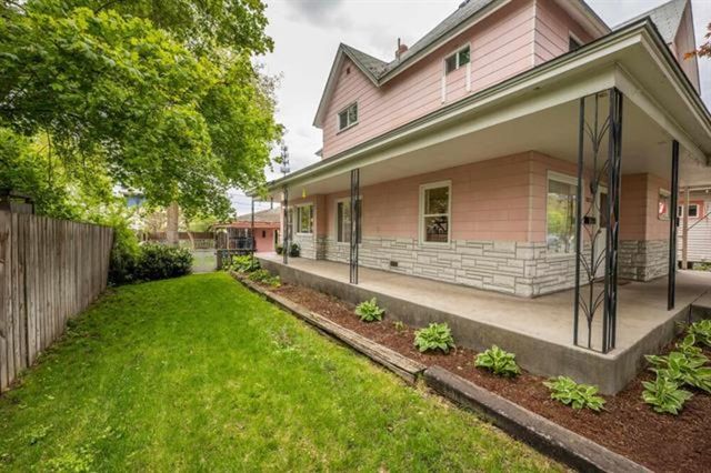 1813 W MISSION Ave, Spokane, WA 99201