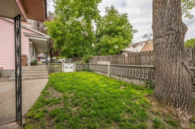 1813 W MISSION Ave, Spokane, WA 99201