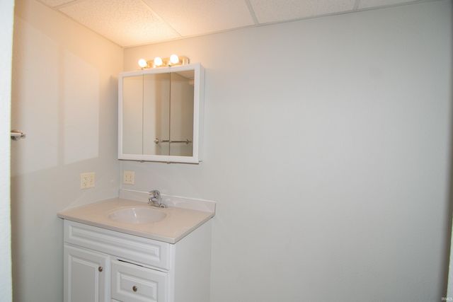 5223 Stellhorn Road, Fort Wayne, IN 46815