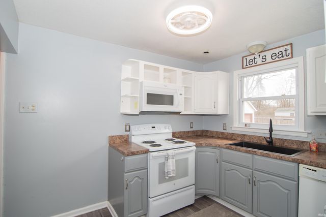 5223 Stellhorn Road, Fort Wayne, IN 46815