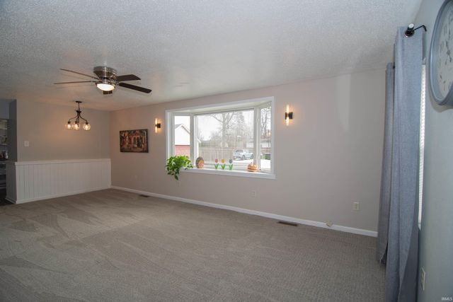 5223 Stellhorn Road, Fort Wayne, IN 46815