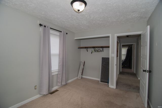 5223 Stellhorn Road, Fort Wayne, IN 46815