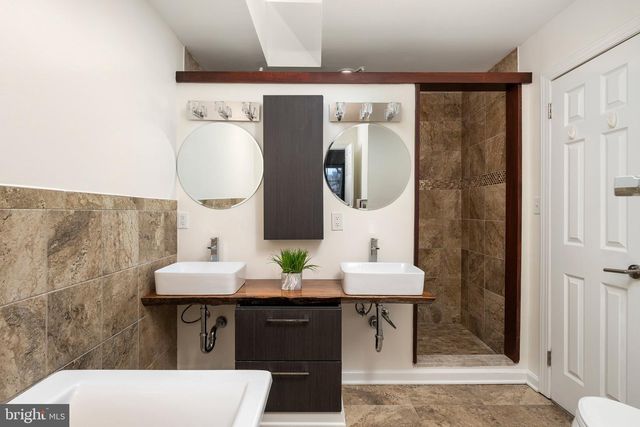 82 TYNEMOUTH CT, Robbinsville, NJ 08691