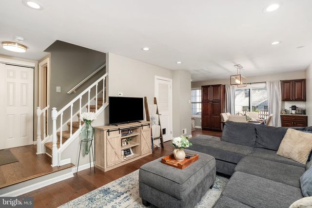 82 TYNEMOUTH CT, Robbinsville, NJ 08691