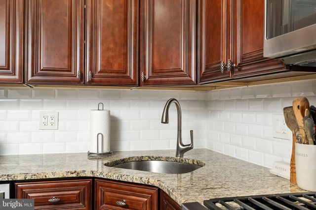 82 TYNEMOUTH CT, Robbinsville, NJ 08691