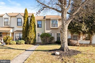 82 TYNEMOUTH CT, Robbinsville, NJ 08691