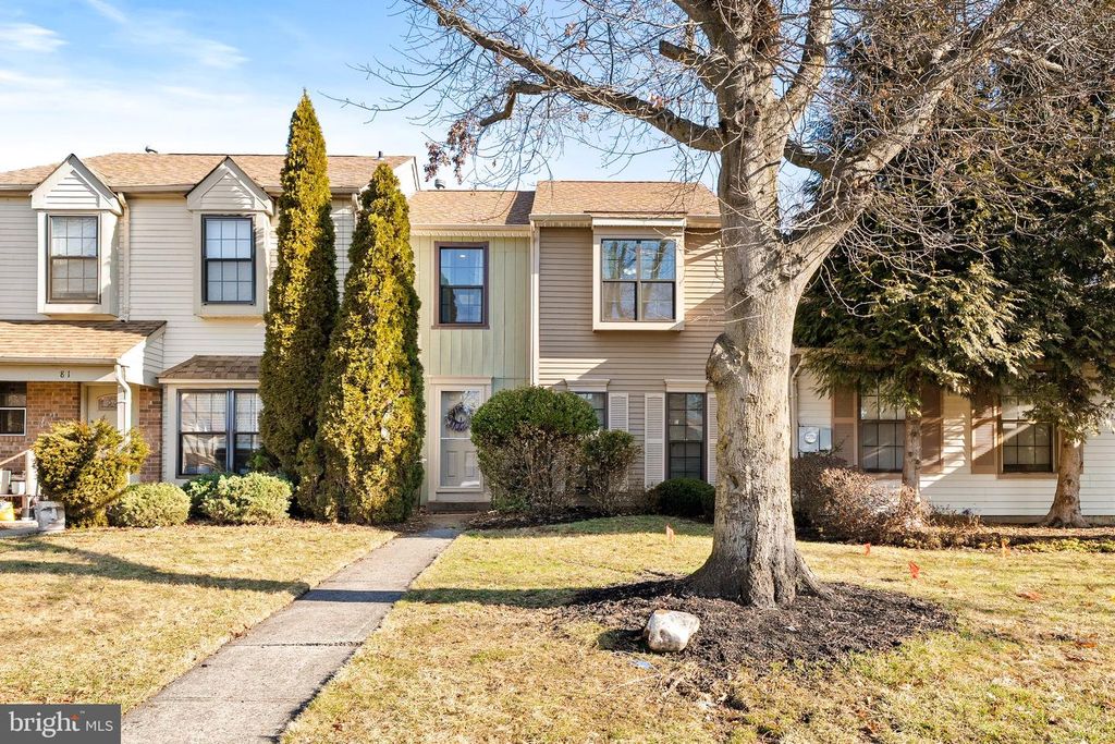 Image 1 of property listing at 82 TYNEMOUTH CT, Robbinsville, NJ 08691