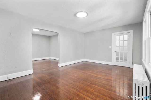 525 Westfield Avenue, Bridgeport, CT 06606