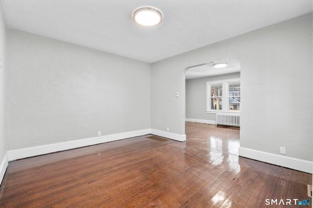 525 Westfield Avenue, Bridgeport, CT 06606