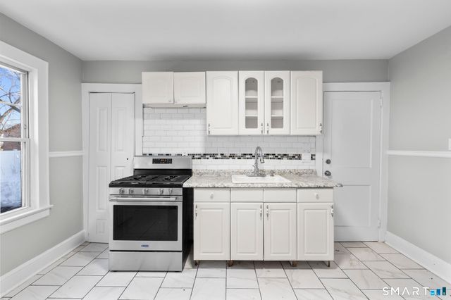 525 Westfield Avenue, Bridgeport, CT 06606