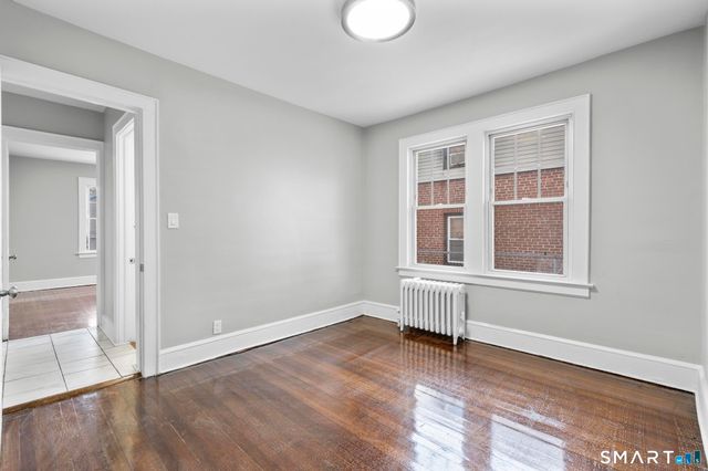 525 Westfield Avenue, Bridgeport, CT 06606