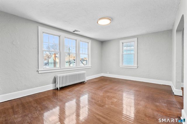 525 Westfield Avenue, Bridgeport, CT 06606