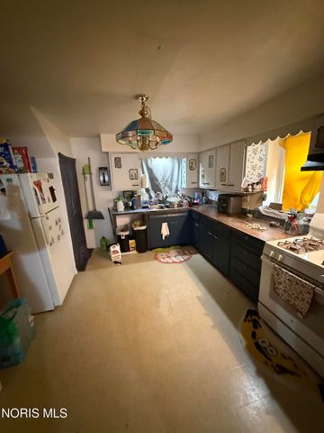 3911 Burnham Avenue, Toledo, OH 43612