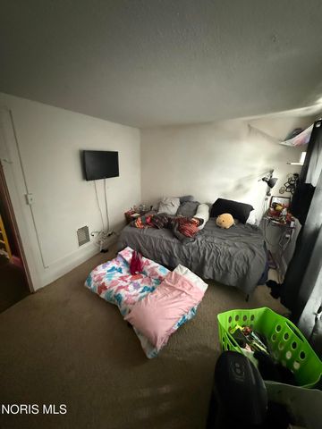 3911 Burnham Avenue, Toledo, OH 43612