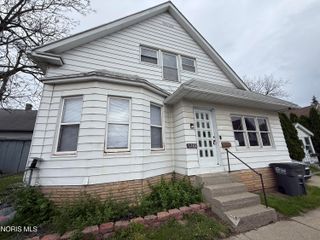 3911 Burnham Avenue, Toledo, OH 43612