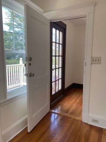 50 Central Avenue 2, Milton, MA 02186