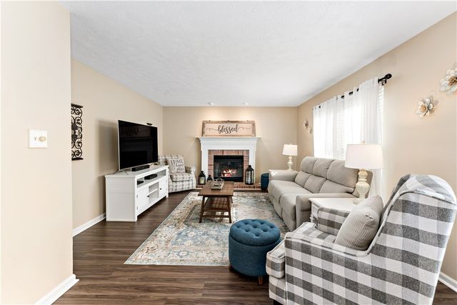 166 VISTA DRIVE, Cecil, PA 15317