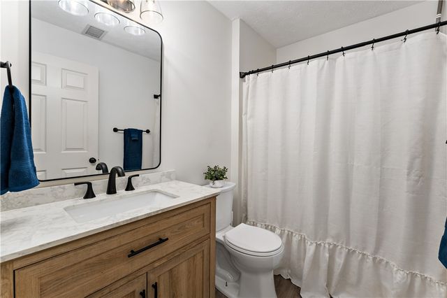 166 VISTA DRIVE, Cecil, PA 15317