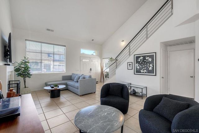 1084 Forest Lake, Chula Vista, CA 91915