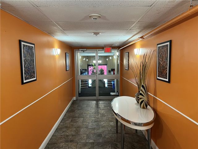 1190 Charles Street 21, North Providence, RI 02904