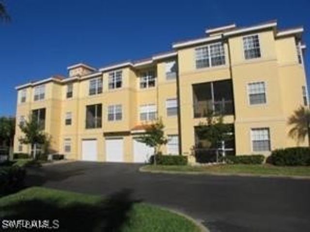 23500 Walden Center DR 303, Estero, FL 34134