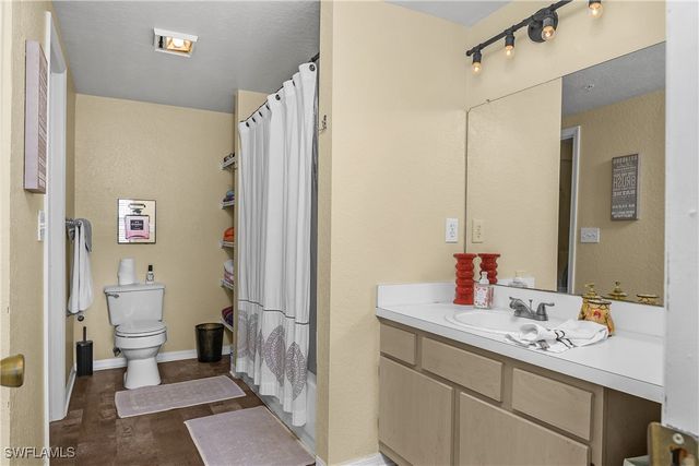 23500 Walden Center DR 303, Estero, FL 34134