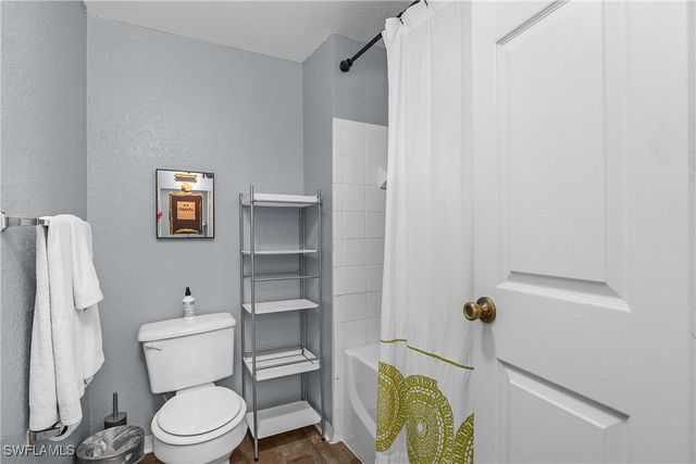 23500 Walden Center DR 303, Estero, FL 34134