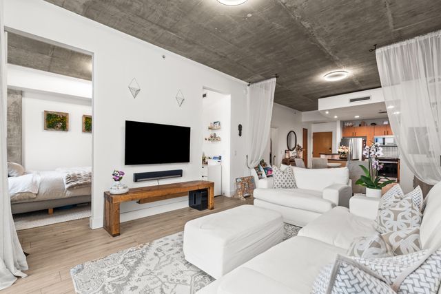 300 S Australian Avenue Unit 425, West Palm Beach, FL 33401