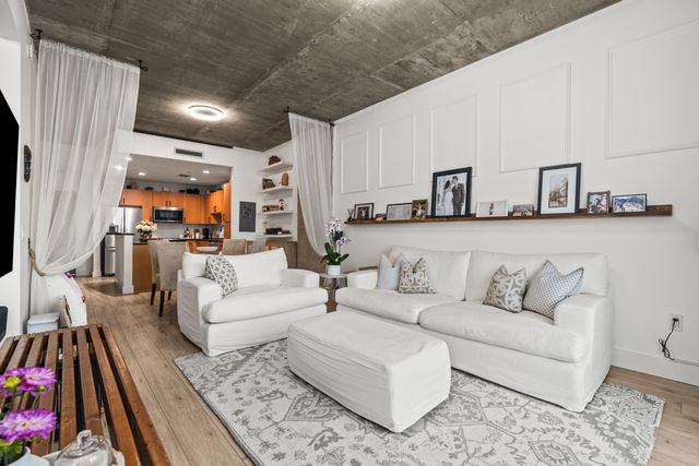 300 S Australian Avenue Unit 425, West Palm Beach, FL 33401